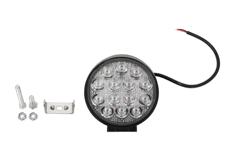 lampa-led-sf41641-42w-typ-samochodu-4x4-suv-niezdefiniowany-samochody-osobowe