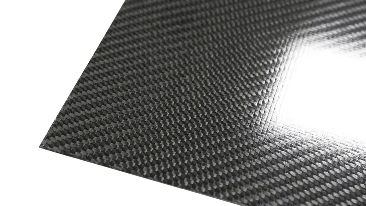 plyta-carbon-gloss-50x60cm-3mm-typ-samochodu-samochody-osobowe