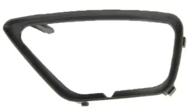 ramka-halogenu-lampy-przeciwmgielnej-lewa-ford-focus-02-04