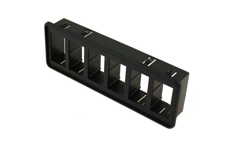 ramka-przelacznikow-6x-stan-nowy