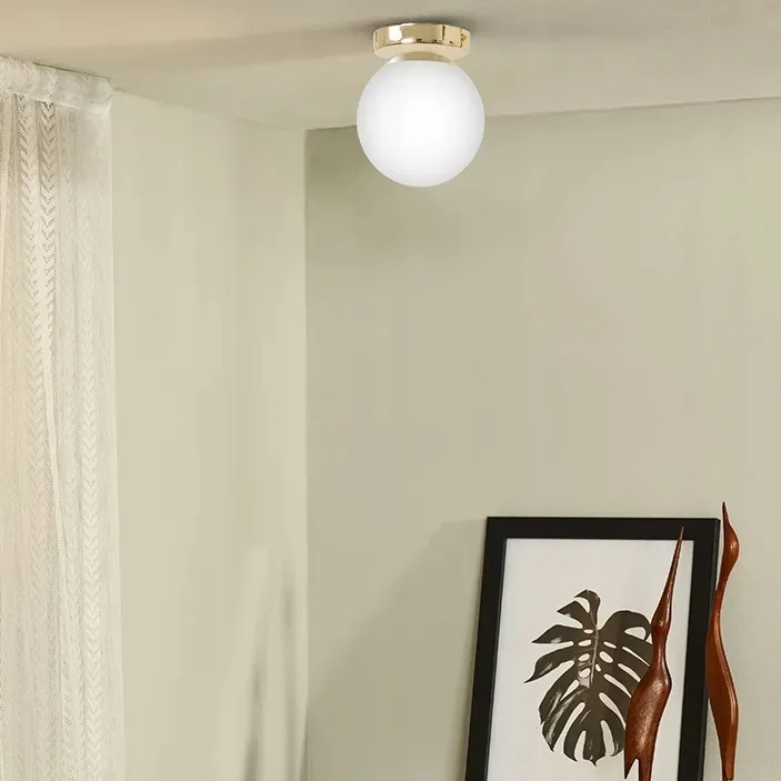 lampa-sufitowa-punktowa-kula-zlota-minimalistyczna-app1156