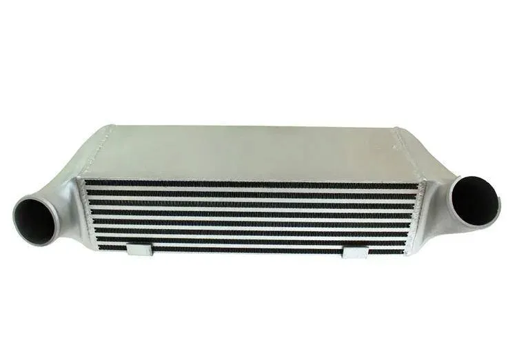 intercooler-turboworks-bmw-e80-e82-e90-e92-n54-n55-benzyna-180-140mm