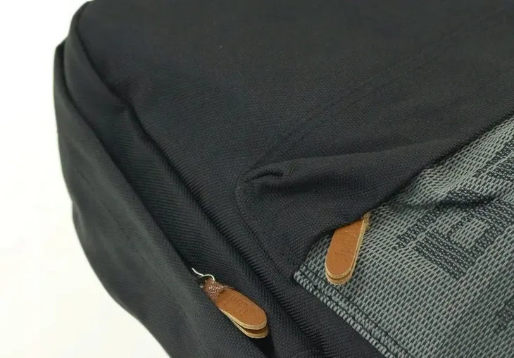 plecak-takata-brazowy-bride-waga-z-opakowaniem-2-kg-zawiera-baterie-nie