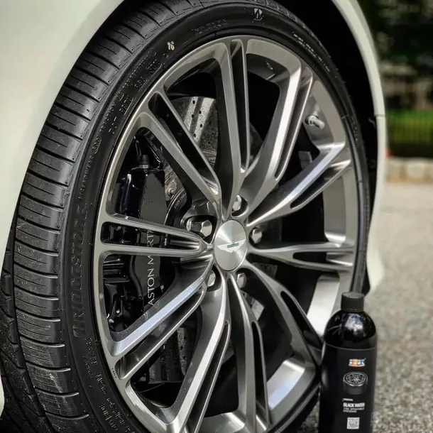 adbl-black-water-500ml-dressing-do-opon-waga-z-opakowaniem-0-38-kg-producent-adbl