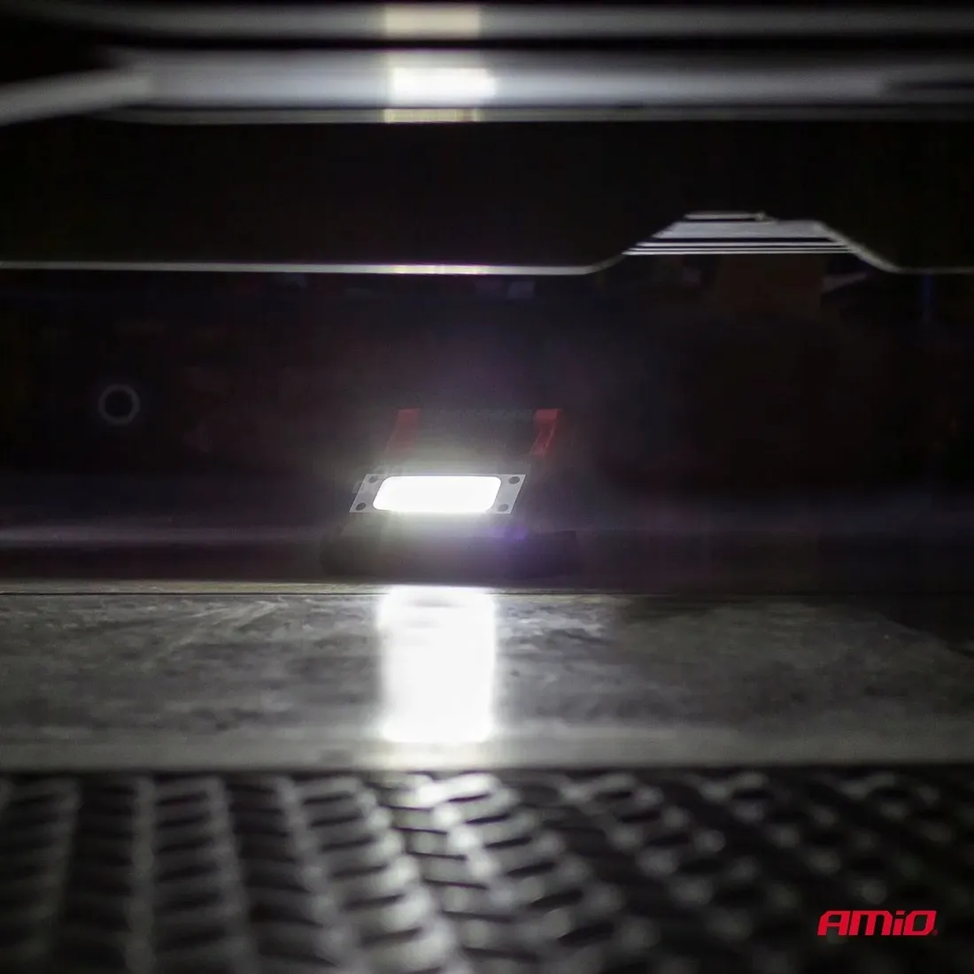 lampa-robocza-led-wt13