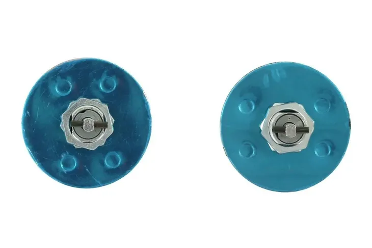 zapinki-maski-flush-carbon-stan-nowy-typ-samochodu-4x4-suv-niezdefiniowany-samochody-dostawcze-samochody-osobowe