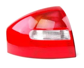 audi-a6-sedan-c5-sedan-tylna-lampa-nowa-01-05