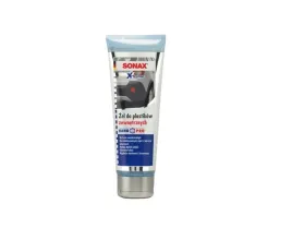 zel-srodek-do-czyszczenia-plastikow-sonax-xtreme