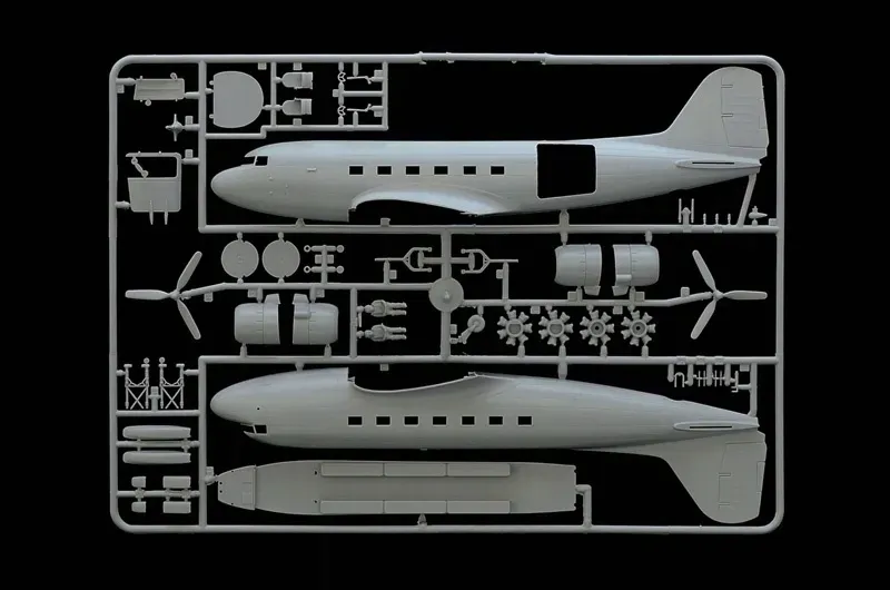 1-72-c-47-skytrain-dakota-marka-italeri