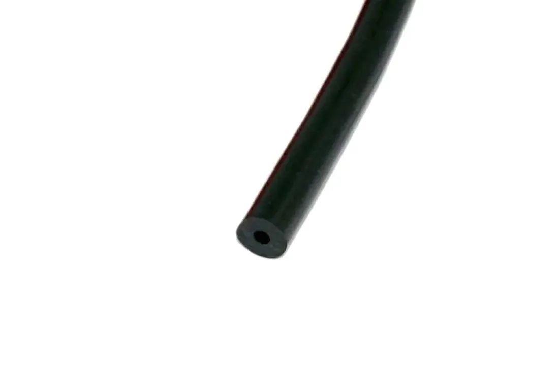 przewod-podcisn-silik-3mm-black