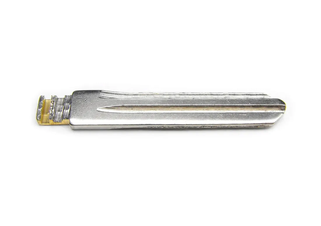 kluczyk-grot-mieczyk-nozyk-pilot-nissan-subaru