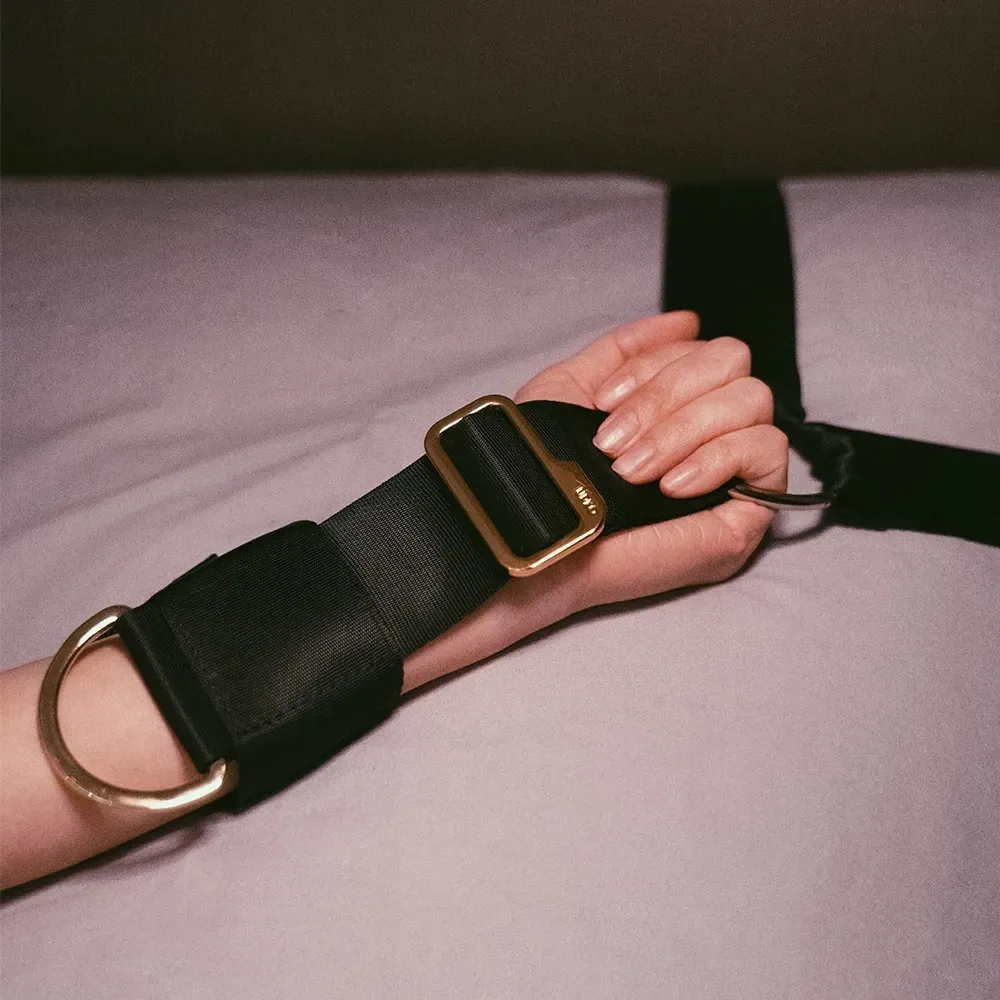 zestaw-pasow-pod-materacupko-bed-restraint-strap-waga-z-opakowaniem-0-1-kg