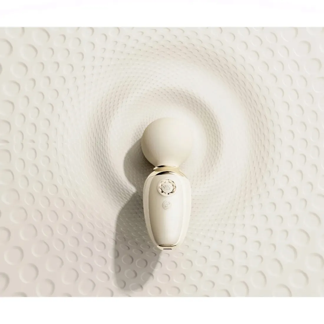 zalo-ava-ivory-white-waga-z-opakowaniem-0-15-kg