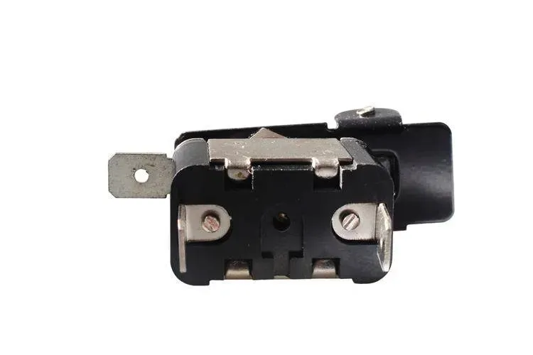 wlacznik-rajdowy-1-red