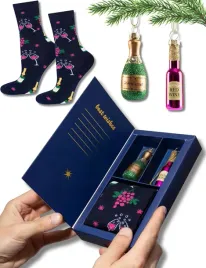 swiateczne-bombki-choinkowe-skarpetki-wino-szampan-zestaw-prezentowy-3-szt