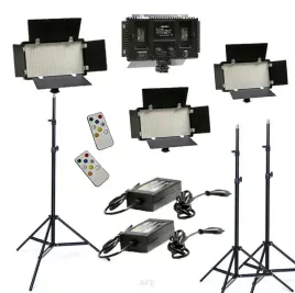 2x-lampa-panelowa-diodowa-600-led-u600-na-iso-i-1-4-z-wrotami-statyw