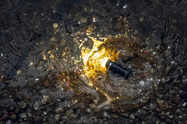 latarka-armytek-prime-c1-pro-magnet-usb-warm-dlugosc-6-7-cm