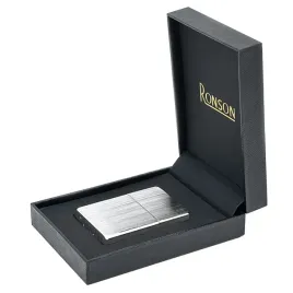 zapalniczka-benzynowa-ronson-chrome-vertical-brushed-w-pudelku-prezentowym