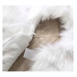 mata-dywanik-pod-choinke-bialy-futerko-dywan-do-ozdoby-swiateczne-78cm