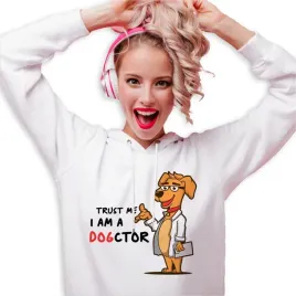 bluza-z-kapturem-damska-biala-na-prezent-pieski-dog-i-am-a-dogctor-wzory-s