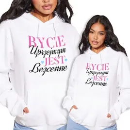 bluza-biala-damska-z-kapturem-bycie-uprzejmym-s