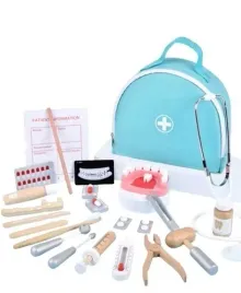 zestaw-malego-doktora-dentysta-drewniane-akcesoria-apteczka-stetoskop-w081