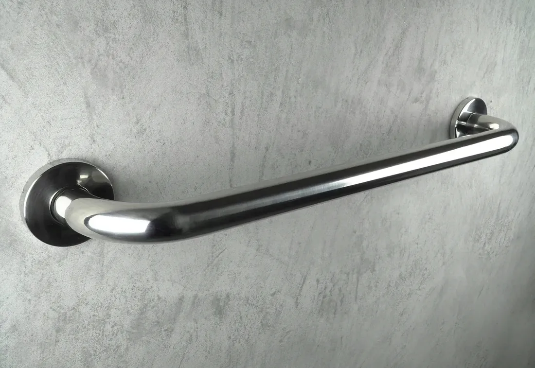 uchwyt-scienny-60-cm-stan-nowy