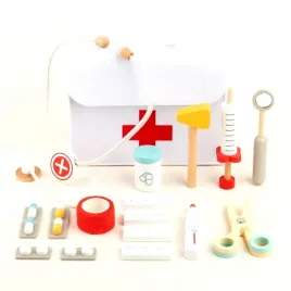 zestaw-malego-doktora-lekarz-drewniane-akcesoria-apteczka-stetoskop-w080