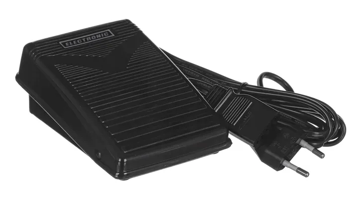 maszyna-do-szycia-singer-m1605-szerokosc-produktu-33-cm