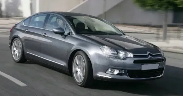 reflektor-tyc-20-11756-15-2-stan-nowy-strona-zabudowy-lewa