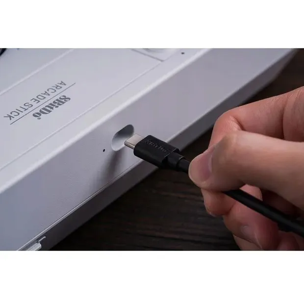 8bitdo-arcade-stick-xbox-and-pc-white-rodzaj-inne