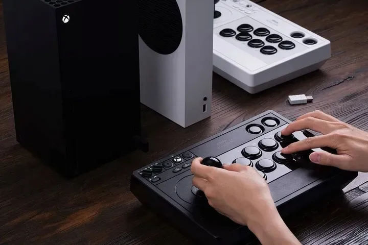 8bitdo-arcade-stick-black-joystick-xbox-one-xors-pc-stan-nowy-kod-producenta-654542576