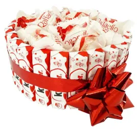 tort-kinder-raffaello-prezent-walentynki-urodziny-kosz-rocznica-slodycze