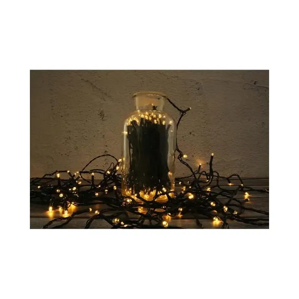 lampki-choinkowe-200-led-z-programatorem-zastosowanie-na-zewnatrz