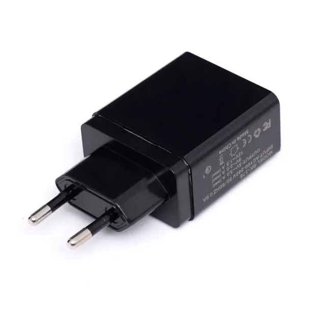 ladowarka-sieciowa-quick-charge-3-0-kd1237-stan-nowy-kolor-czarny