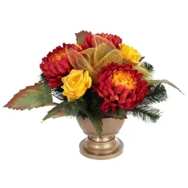 elegancki-stroik-nagrobny-z-pomaranczowa-chryzantema-kompozycja-wiazanka