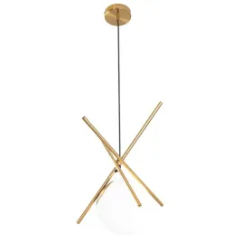 lampa-wiszaca-mosiezna-dekoracyjna-szklana-biala-kula-do-jadalni-maxlight