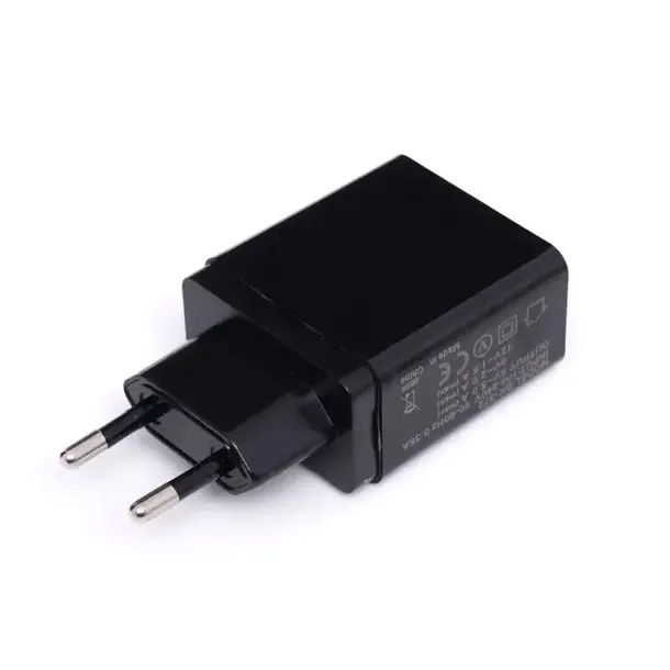 ladowarka-sieciowa-quick-charge-3-0-kd1236-stan-nowy-waga-z-opakowaniem-1-kg