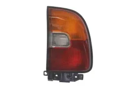 toyota-rav-4-rav4-xa10-lampa-tylna-tyl-1994-1998-prawa-od-pasazera