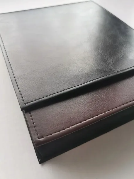 renault-etui-do-instrukcja-obslugi-marka-renault-tematyka-samochody-osobowe