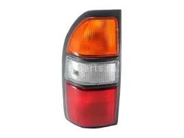 toyota-land-cruiser-fj90-lampa-tylna-tyl-1996-1999-lewa-od-kierowcy