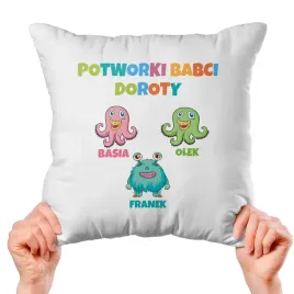 poduszka-biala-ozdobna-40x40cm-potworki-babci-imie-wnuki-imiona-potworki