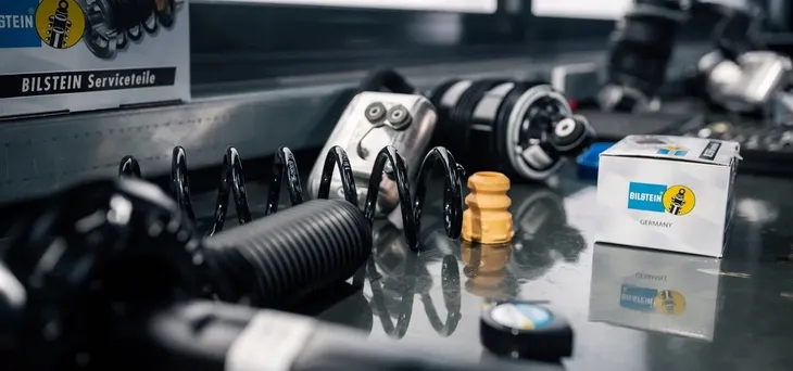 amortyzator-bilstein-24-294676-strona-zabudowy-przednie-prawe