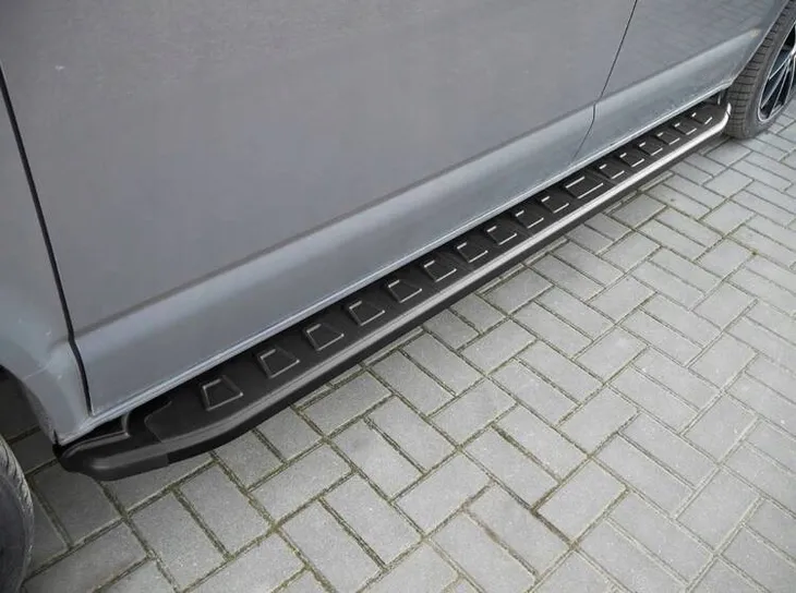 stopnie-boczne-progi-vw-short-t6-2015-stan-nowy-numer-katalogowy-producenta-chr-4031ns003