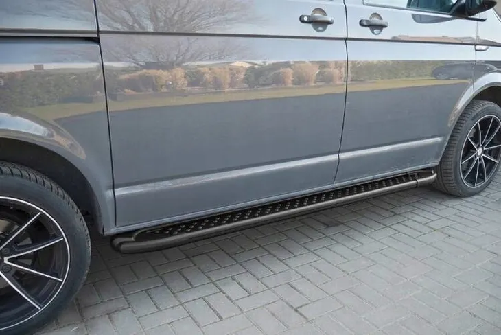 stopnie-boczne-progi-jeep-commander-2005-2010-numer-katalogowy-producenta-chr-2615ab005