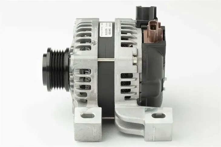 alternator-denso-dan1059-prad-ladowania-alternatora-150-a