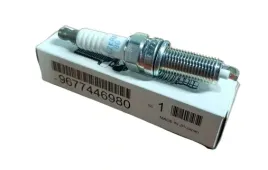 swieca-zaplonowa-1-6-thp-oryginal-peugeot-citroen-9677446980