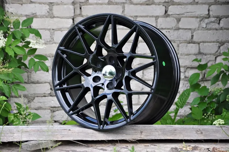 felgi-18-bmw-3-e36-e46-e90-e91-e92-e93-f30-f31-rozstaw-srub-5x120