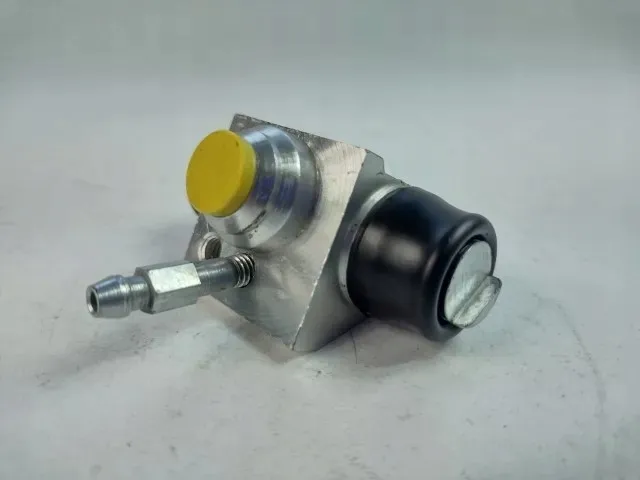 cylinderek-hamulcowy-lpr-4371-stan-nowy