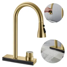 bateria-kuchenna-conor-zlota-szczotkowana-wodospad-rea-wyjmowana-wylewka